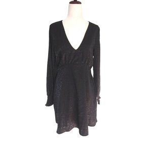 NWT Francescas Mi Ami Womens Dress S Black Satin Floral Long Sleeve V-Neck
